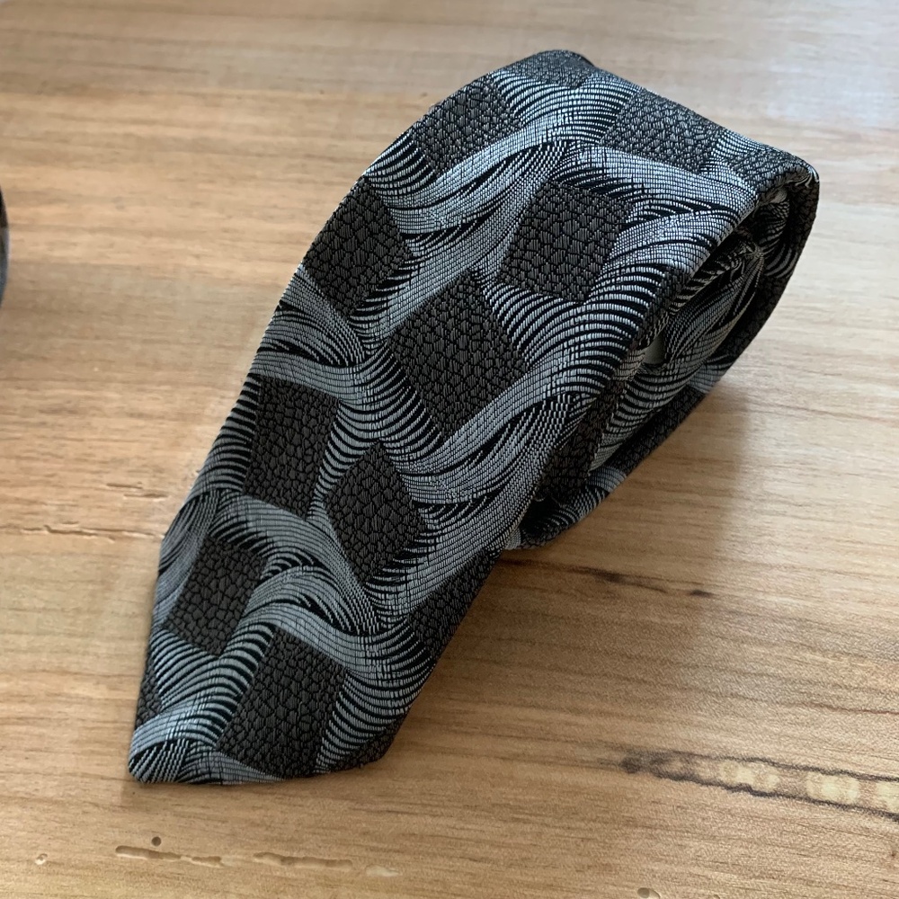 Vintage 80s 90s Cezanne funky print tie